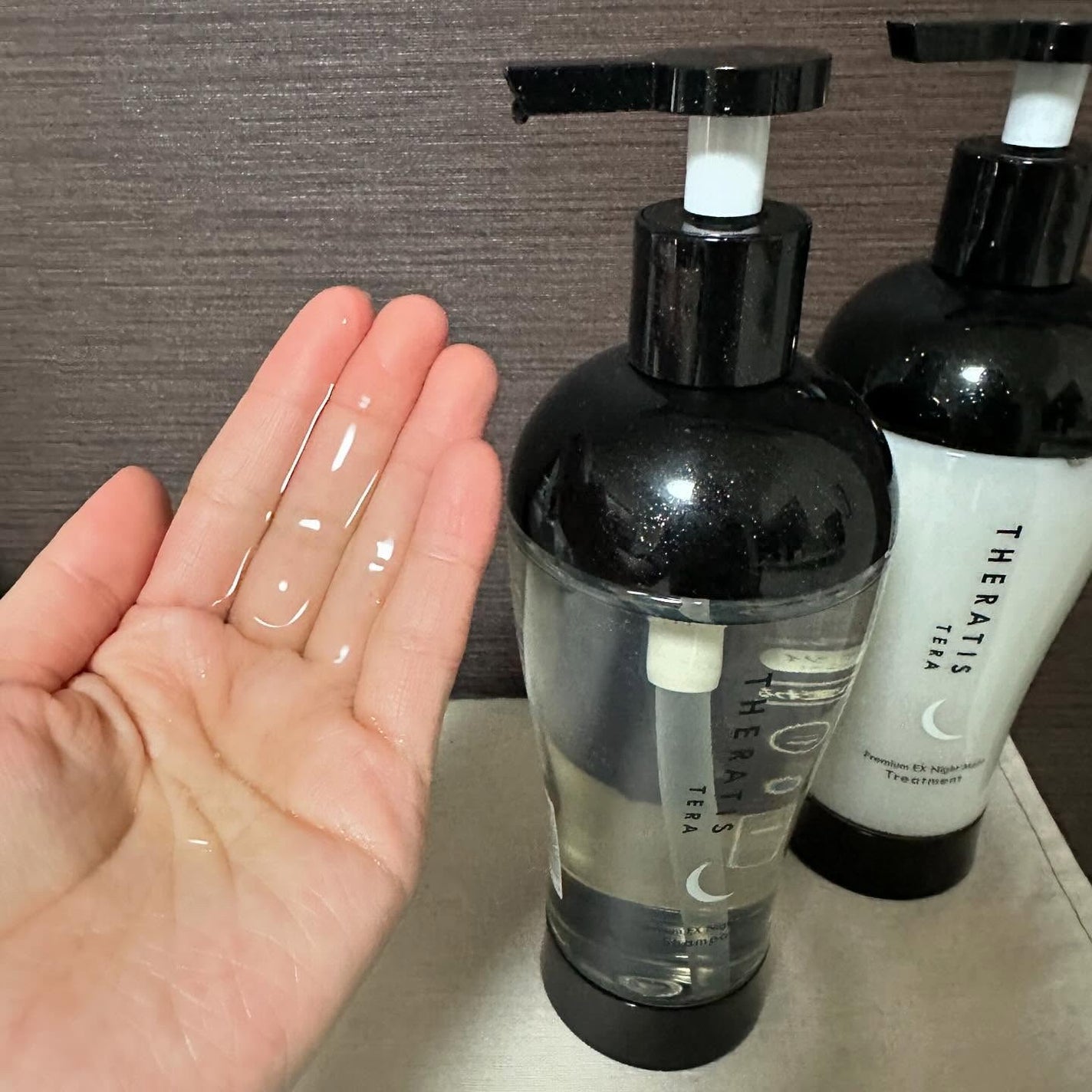 セラティス テラ プレミアム EX ナイト モイスト シャンプー/ヘアトリートメント/THERATIS/市販シャンプーを使ったクチコミ(2枚目)