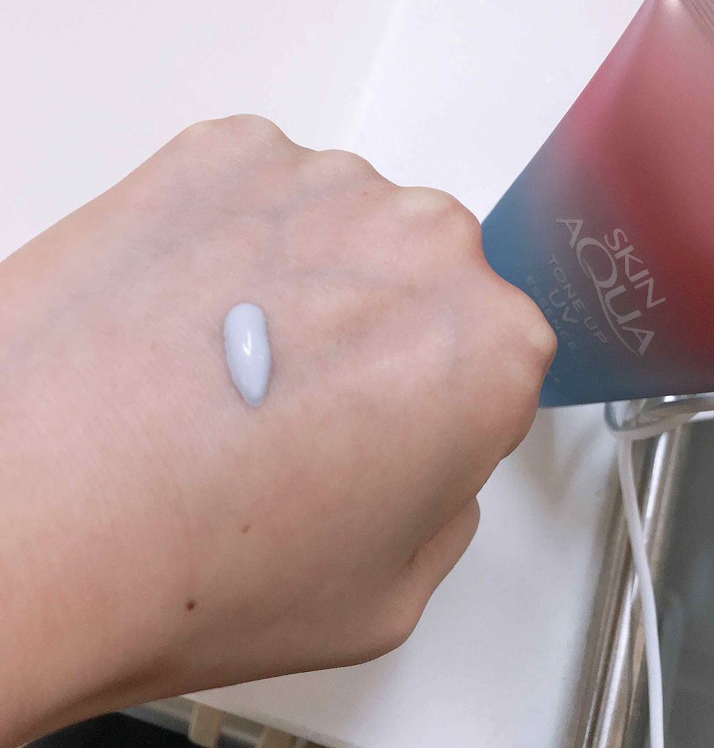 スキンアクア トーンアップUVエッセンス/スキンアクア/日焼け止めクリームを使ったクチコミ(2枚目)