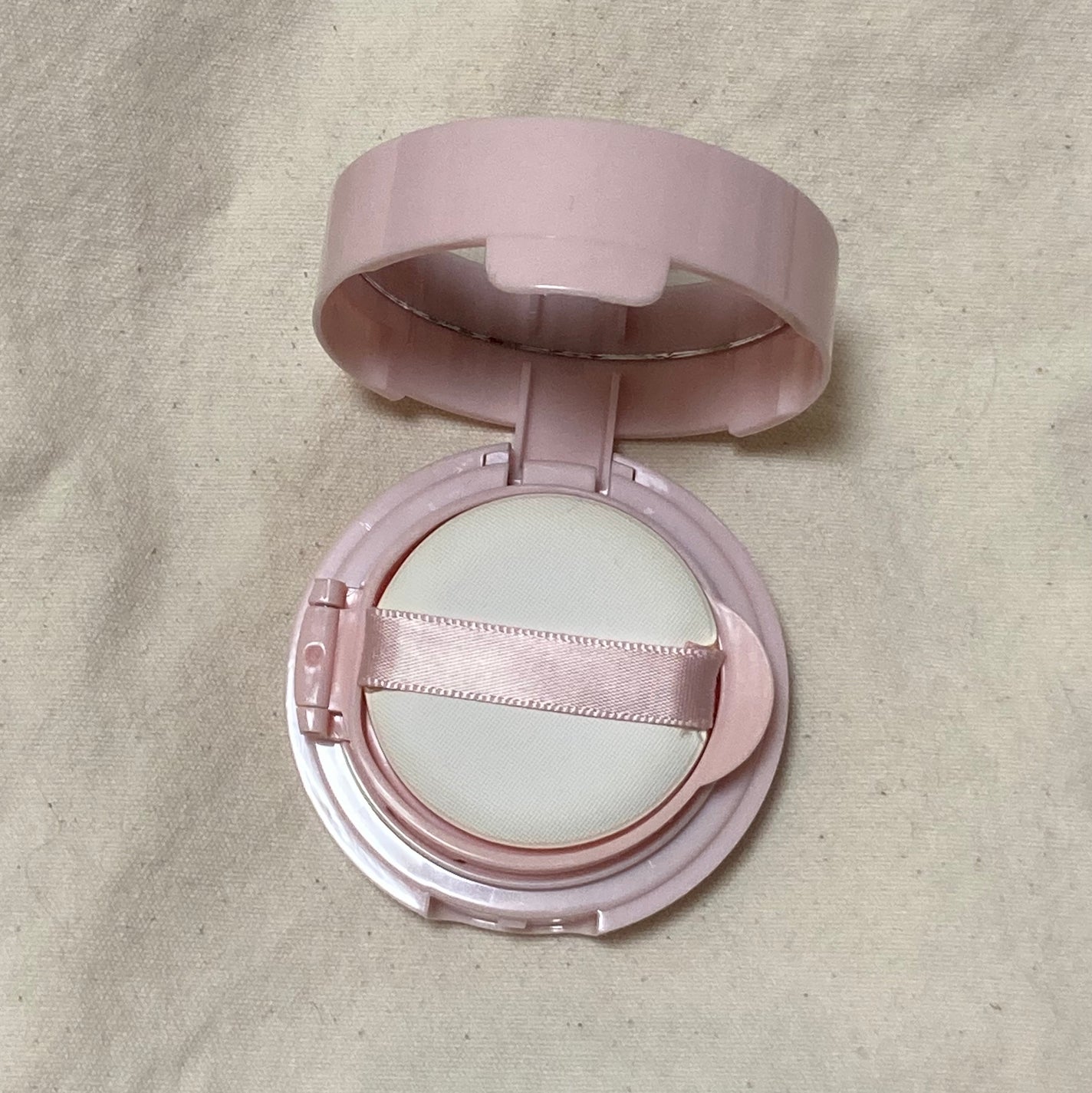 ブライトピュアクッションファンデーション/CandyDoll/クッションファンデーションを使ったクチコミ(3枚目)