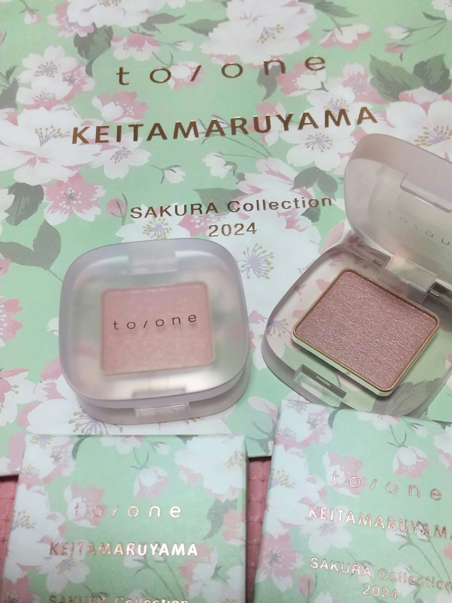 ペタル フロート アイシャドウ/to/one/アイシャドウパレットを使ったクチコミ（1枚目）