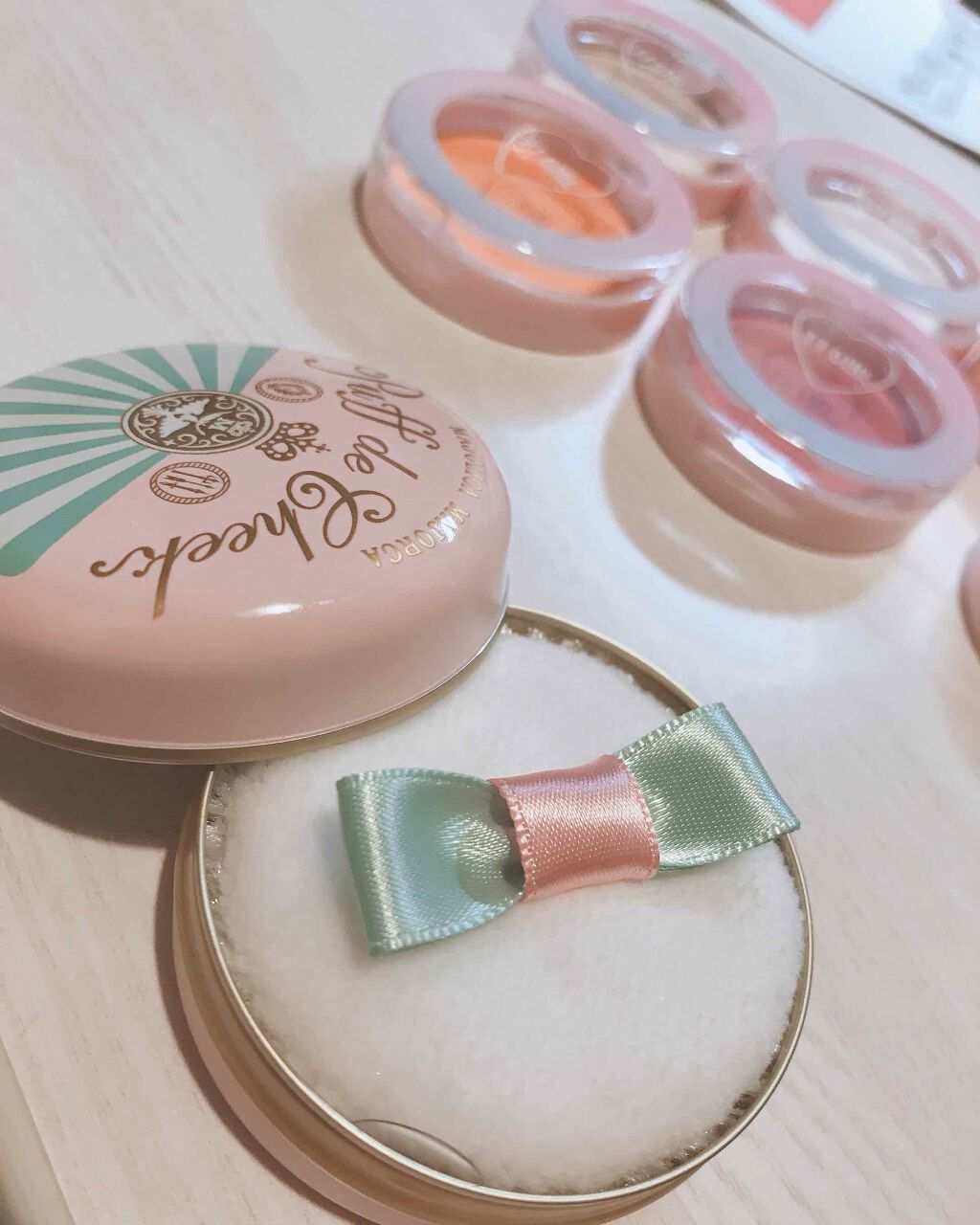 パフ・デ・チーク/MAJOLICA MAJORCA/パウダーチークを使ったクチコミ(1枚目)