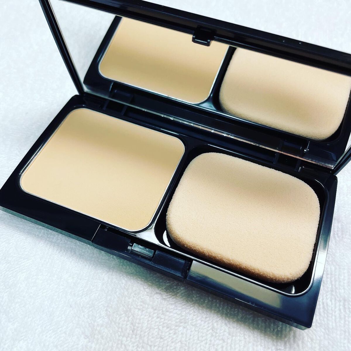 marin on LIPS 「「アンジエンド ステージパウダー」微粒子パウダーが肌に密着。シ..」(2枚目)