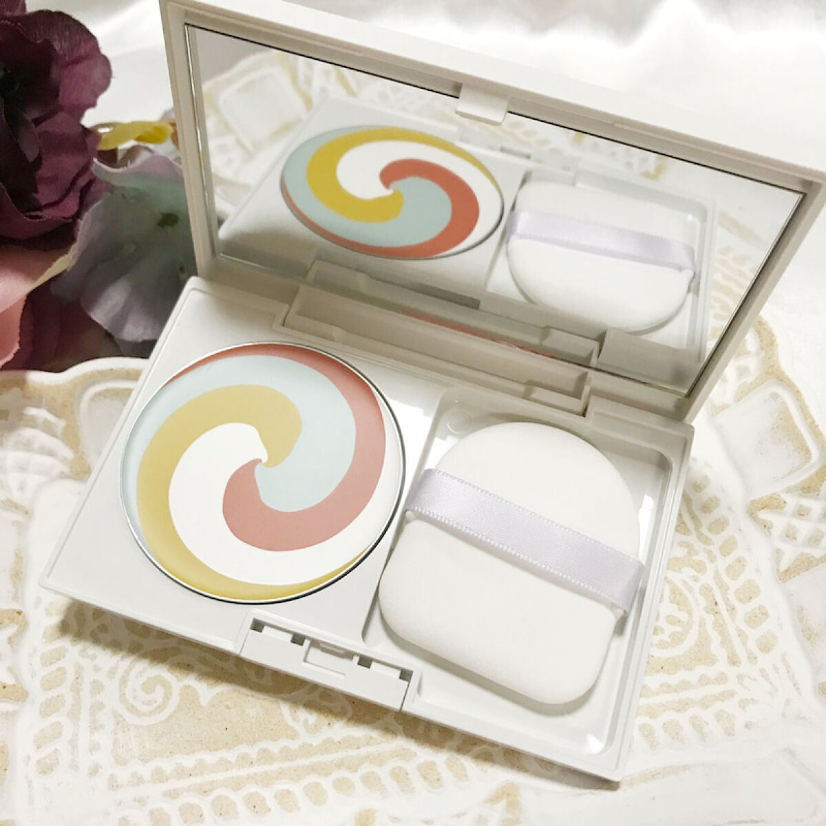 カラーブレンドグローファンデーションN/ディエム クルール/パウダーファンデーションを使ったクチコミ（1枚目）