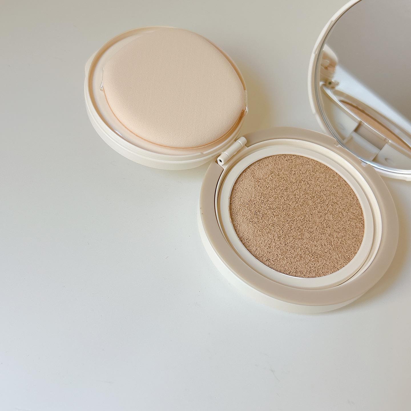 LXNEW ビタウェアクッション/ISAKNOX(イザノックス)/クッションファンデーションを使ったクチコミ（3枚目）