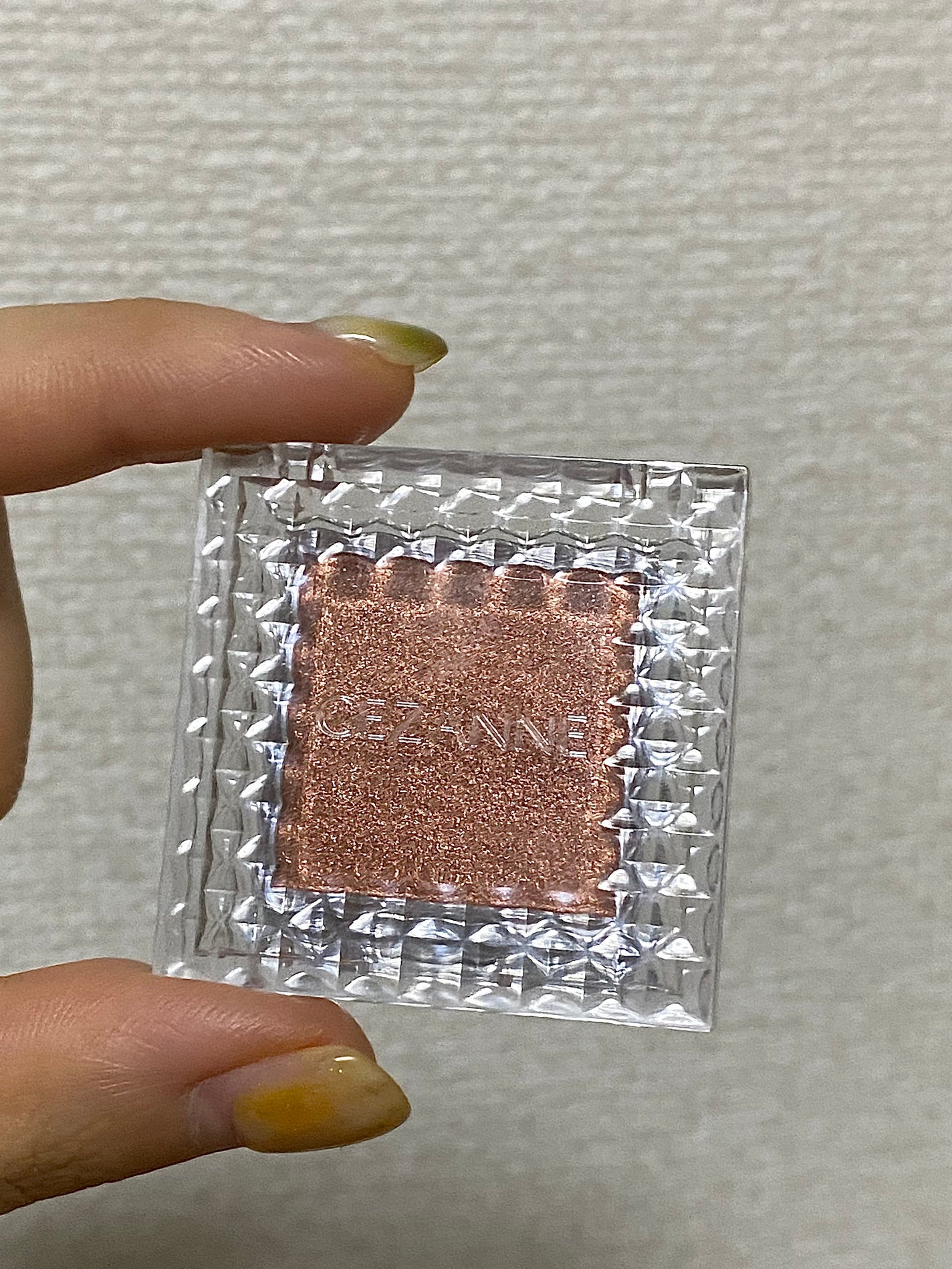 シングルカラーアイシャドウ/CEZANNE/単色アイシャドウを使ったクチコミ(2枚目)