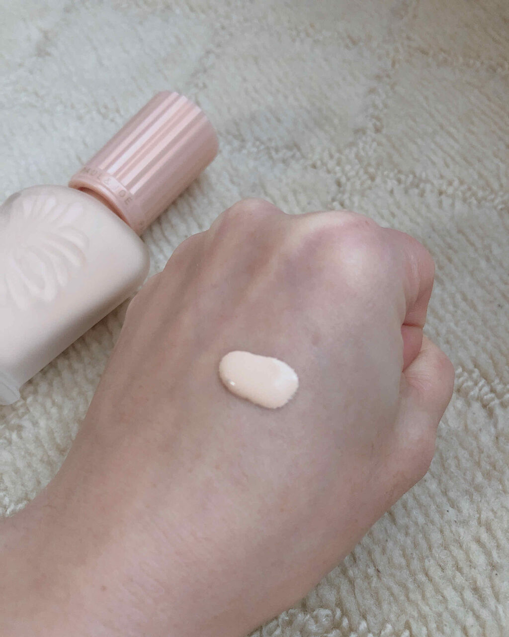 モイスチュアライジング ファンデーション プライマー S/PAUL & JOE BEAUTE/化粧下地を使ったクチコミ（2枚目）