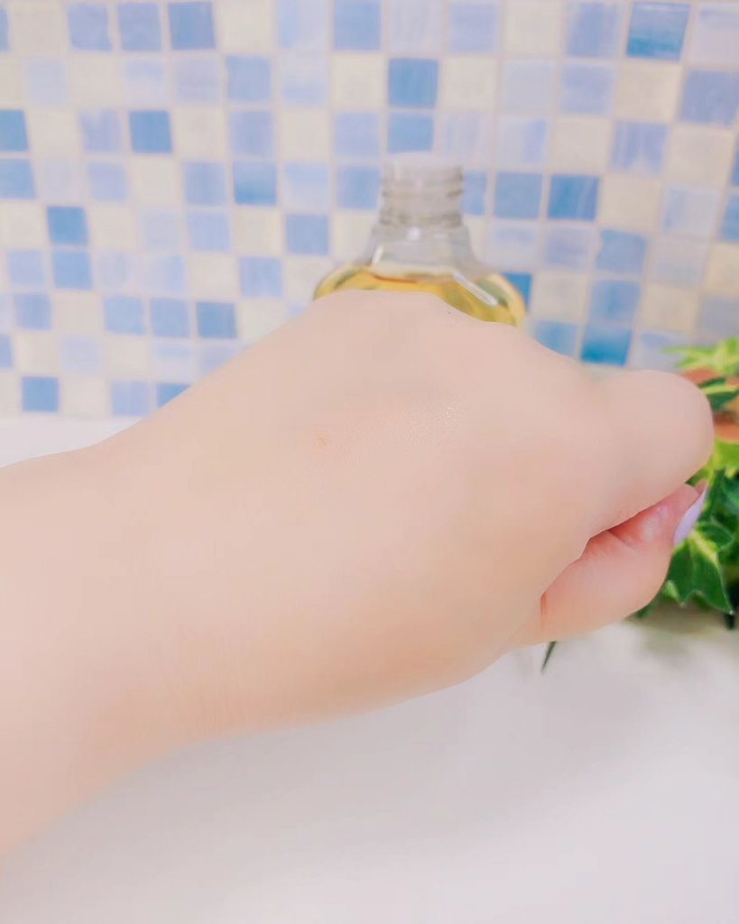 JUST ONE ヴィーガンエッセンス/BOM/化粧水を使ったクチコミ（3枚目）