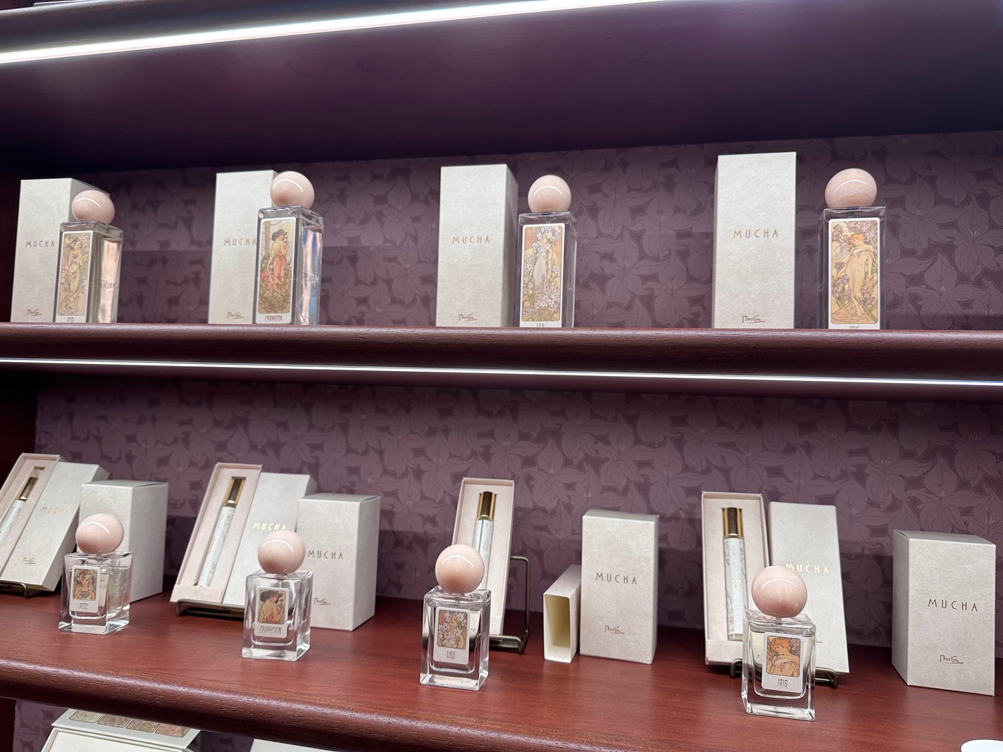 オードトワレ ローズ 1898/ミュシャ/香水(その他)を使ったクチコミ(3枚目)