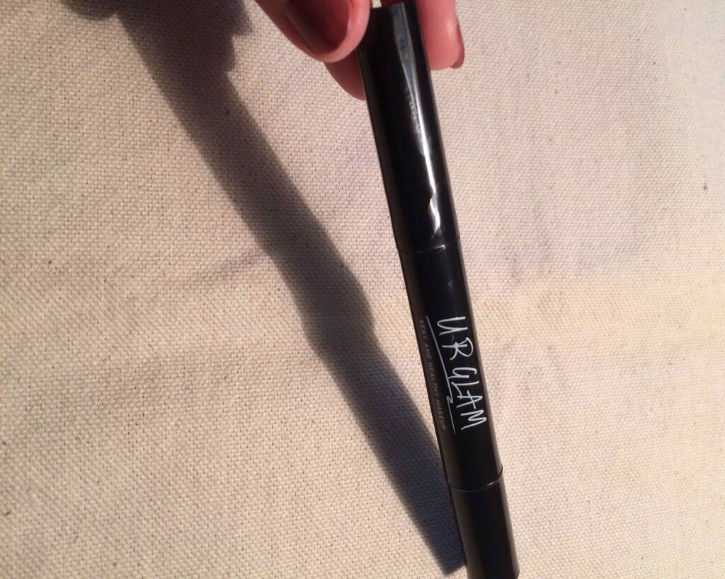 UR GLAM　COVER＆HIGHLIGHT CONCEALER/U R GLAM/リキッドコンシーラーを使ったクチコミ（1枚目）