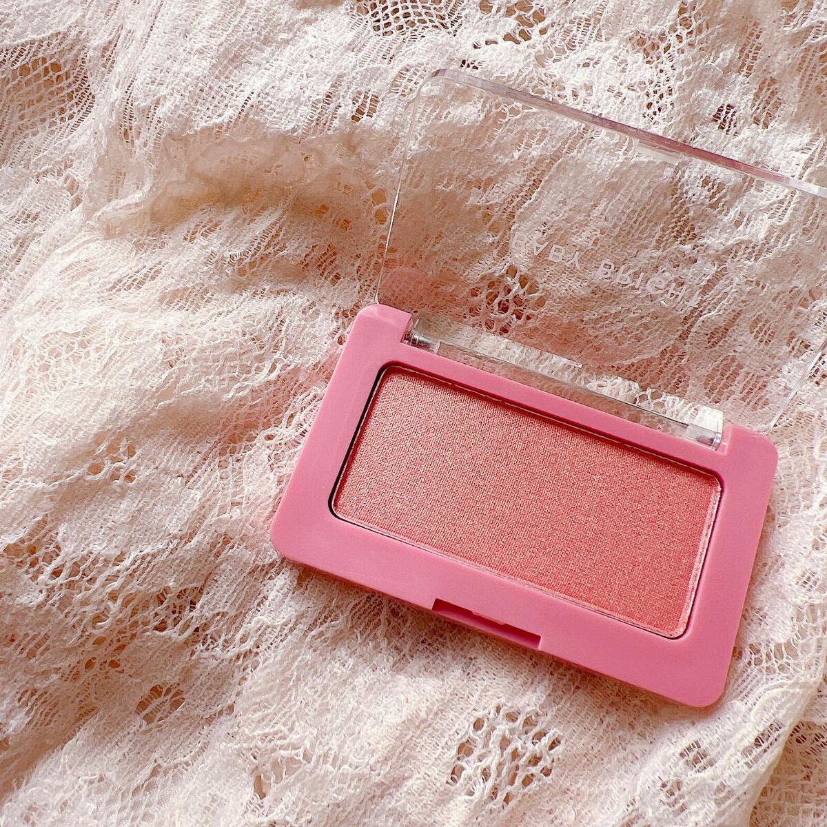 フェイスシャインブラッシャー/BabyBright/パウダーチークを使ったクチコミ(2枚目)