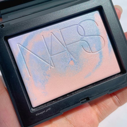 ライトリフレクティング プリズマティックパウダー/NARS/プレストパウダーを使ったクチコミ(3枚目)