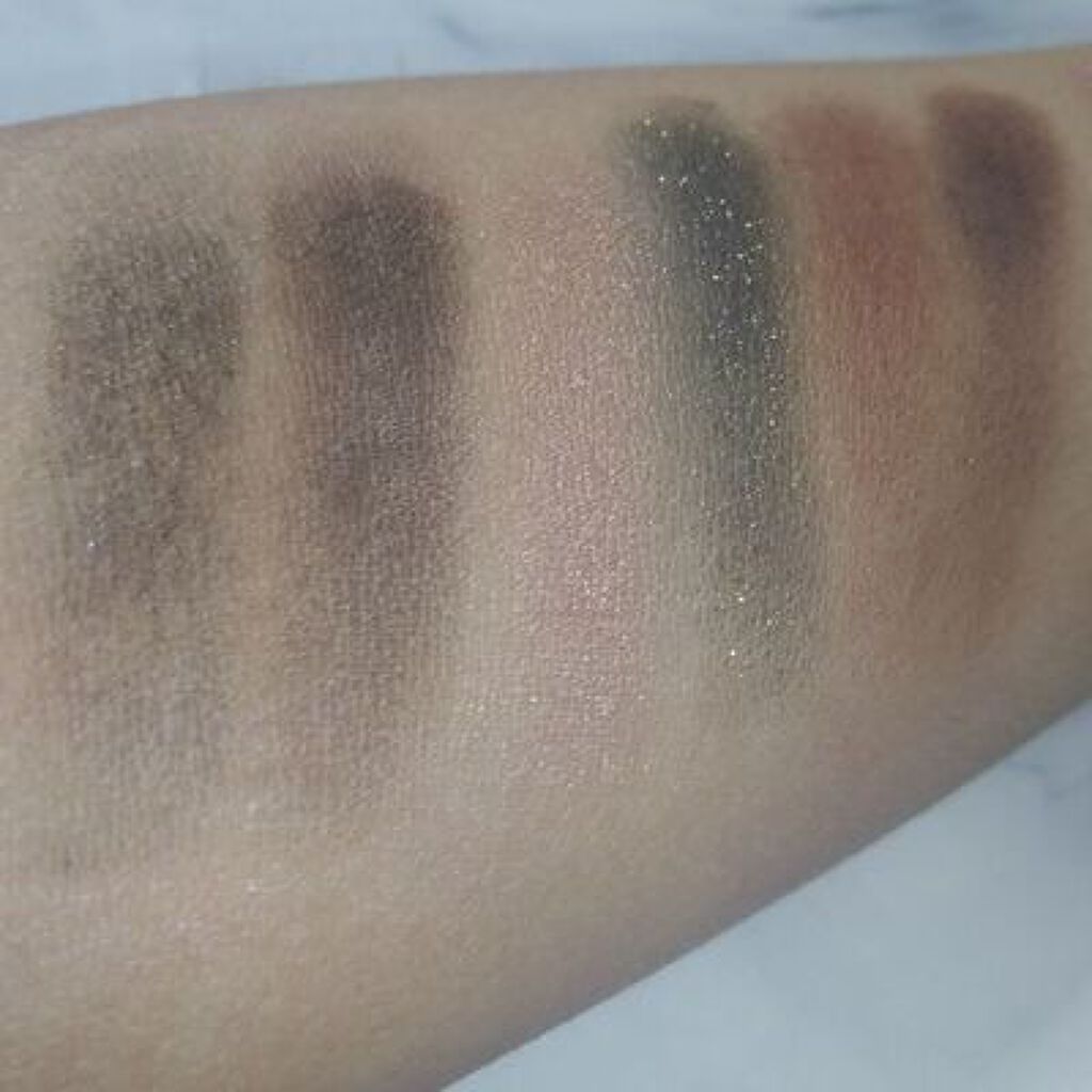 Snap shadows mix & match eyeshadow palette/FENTY BEAUTY BY RIHANNA/アイシャドウパレットを使ったクチコミ(4枚目)