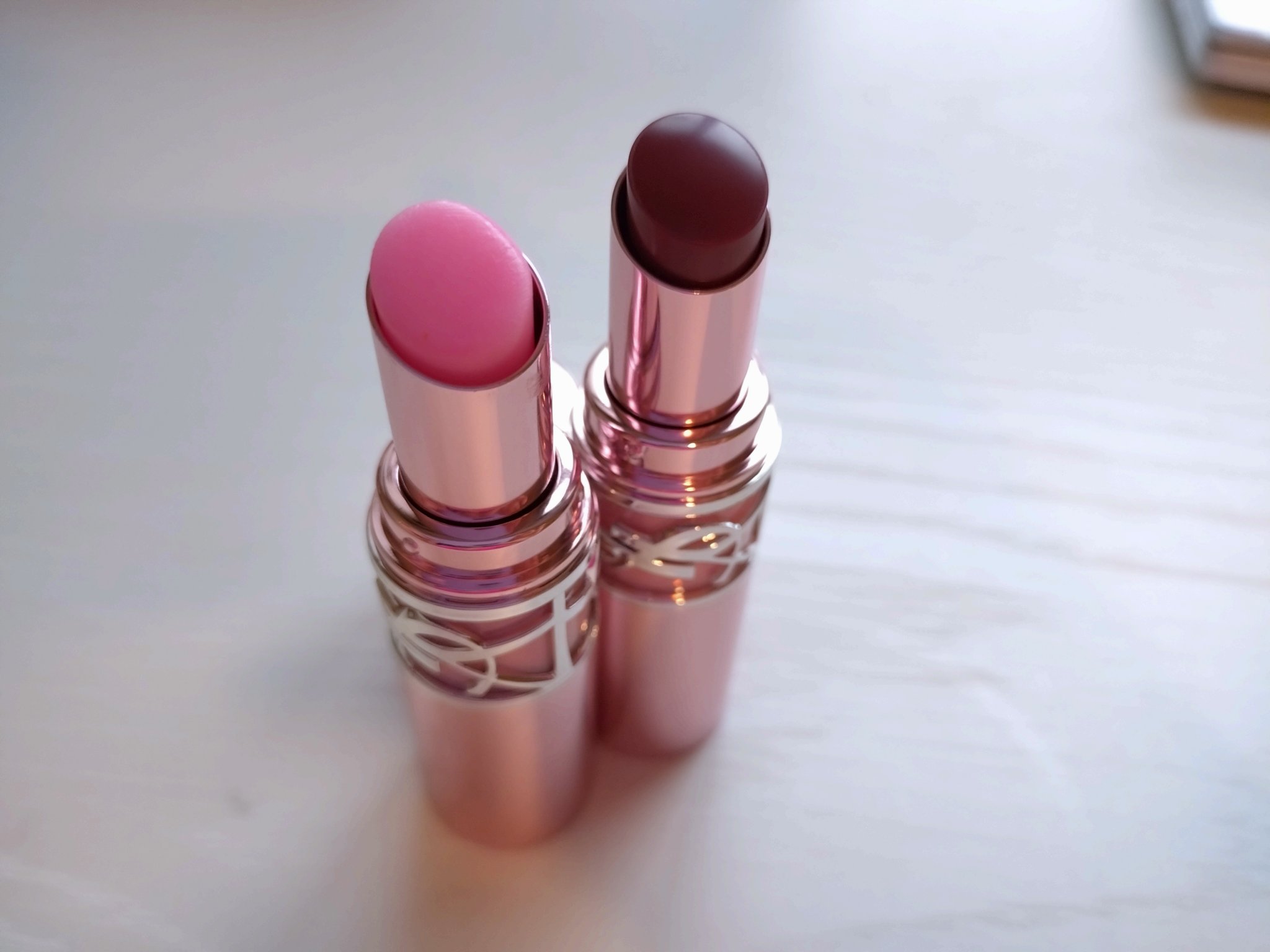 イブサンローラン クチュールミニクラッチ500ラブシャインキャンディグロウバーム イブサンローラン クチュールミニクラッチ500ラブシャイン