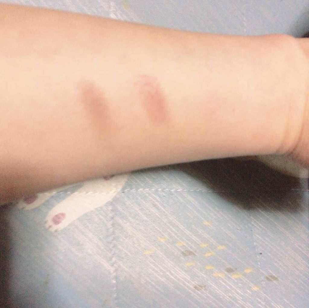 エアリータッチシャドウ/CEZANNE/アイシャドウパレットを使ったクチコミ（2枚目）