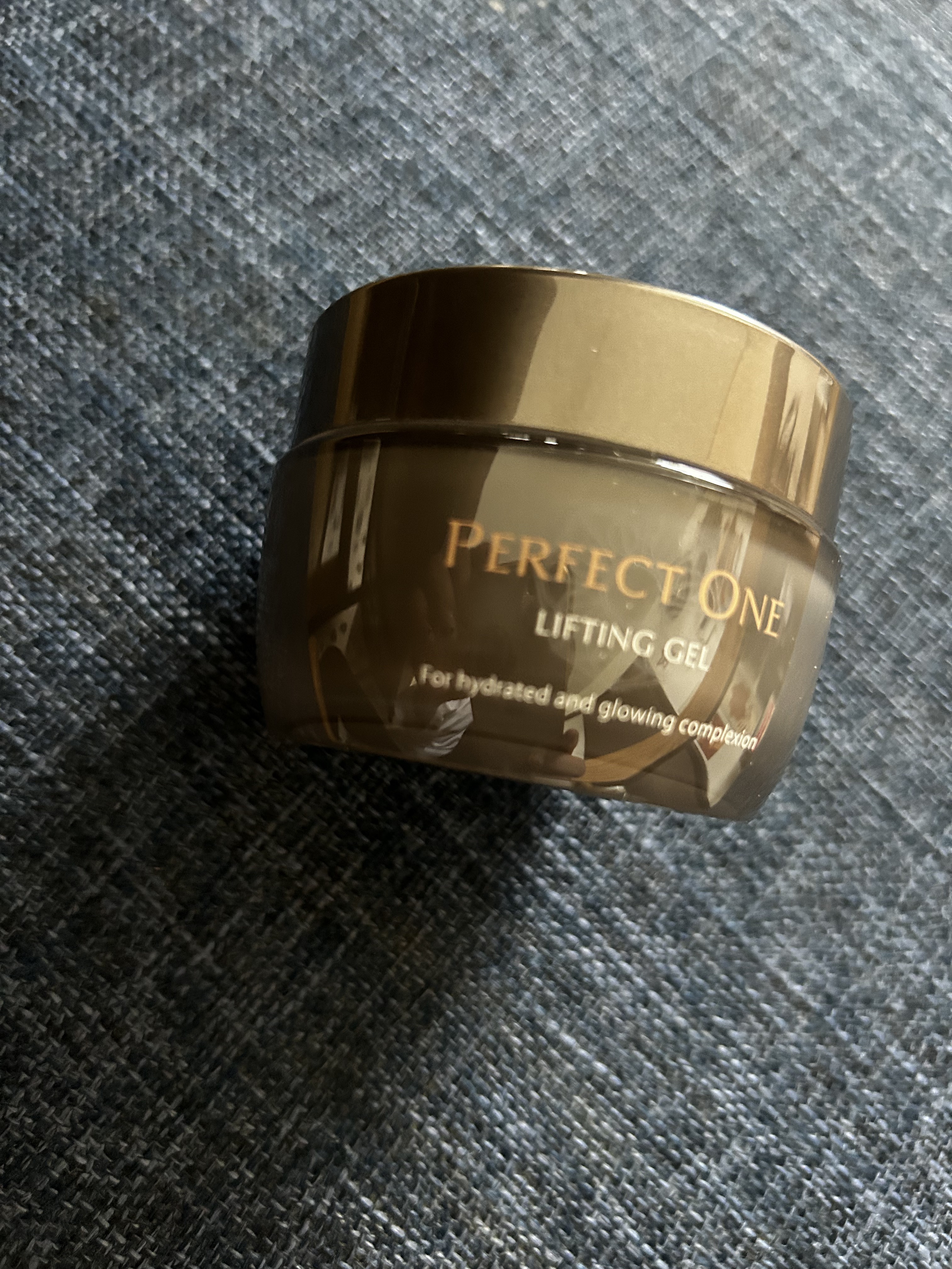 パーフェクトワン リフティングジェル/パーフェクトワン/オールインワン化粧品を使ったクチコミ（1枚目）