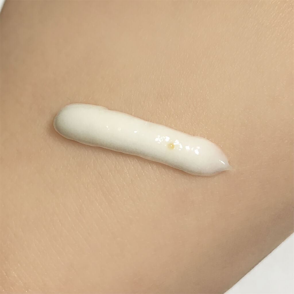 ナイトリニューハンドクリーム/コエンリッチQ10/ハンドクリームを使ったクチコミ（2枚目）