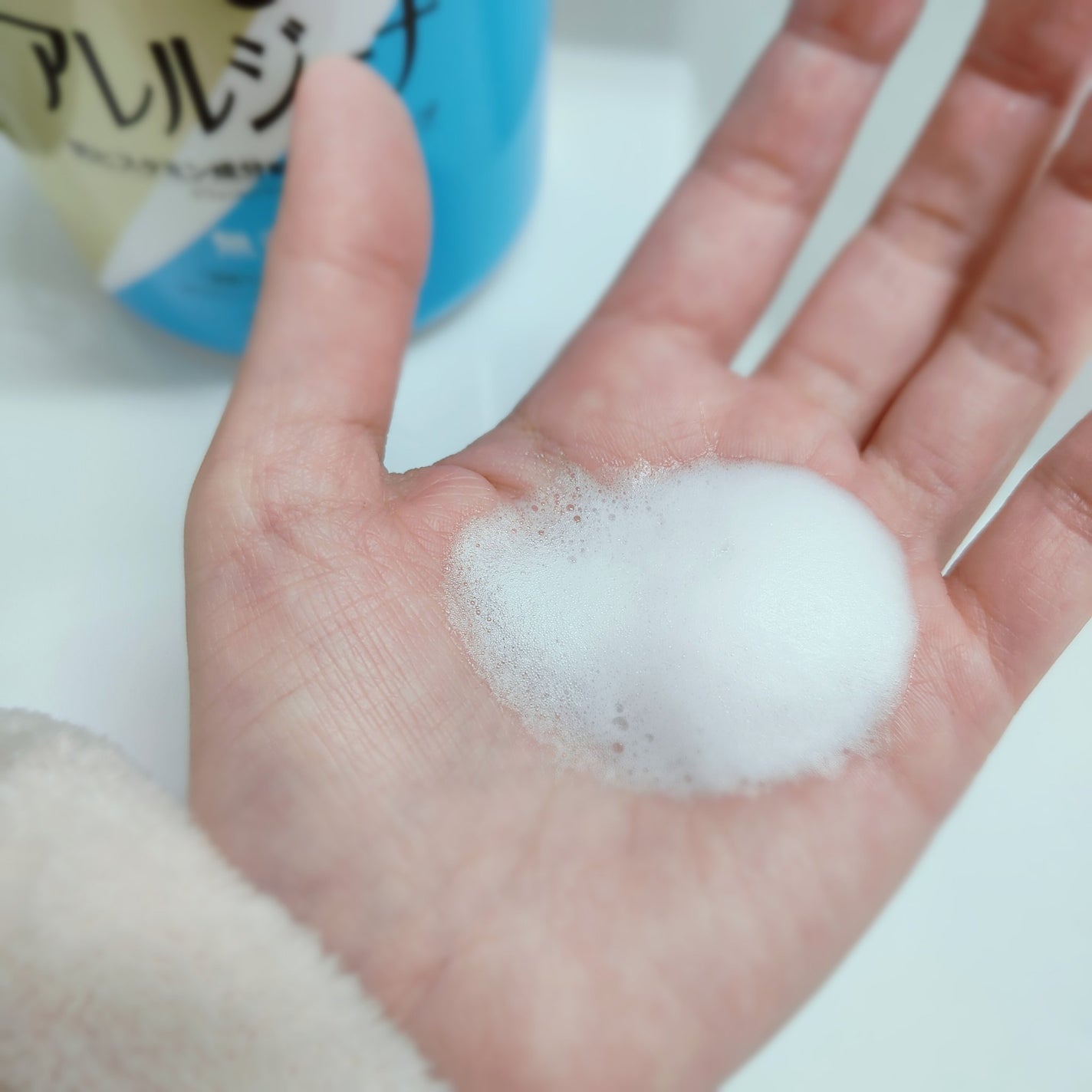 アレルジーナ 抗ヒスタミン成分配合 泡ボディソープ/マックス/ボディソープを使ったクチコミ(2枚目)