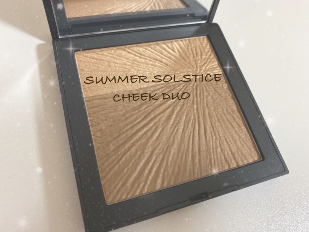 サマーソルスティス チークデュオ/NARS/パウダーハイライトを使ったクチコミ（2枚目）