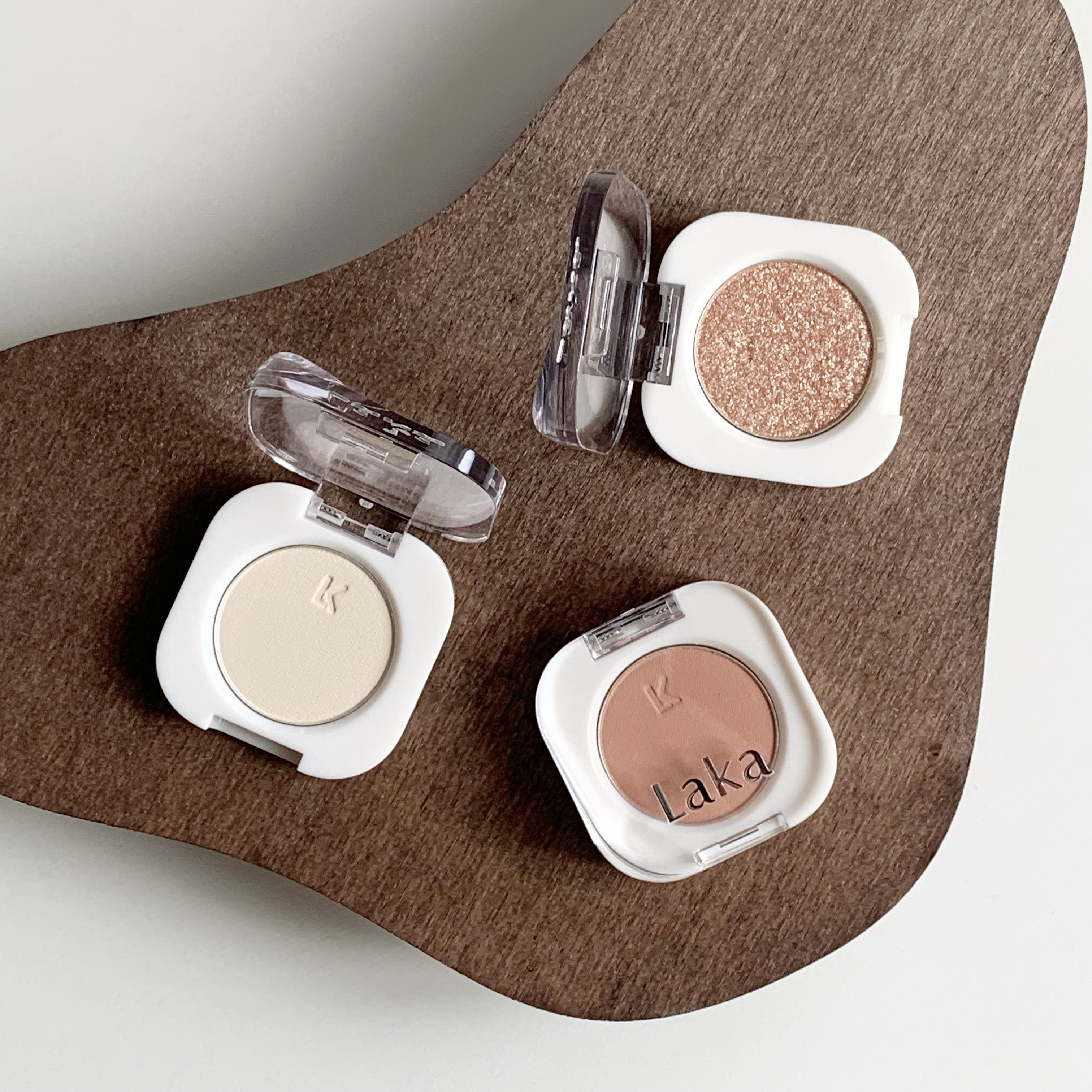 モノアイシャドウ/Laka/単色アイシャドウを使ったクチコミ（1枚目）