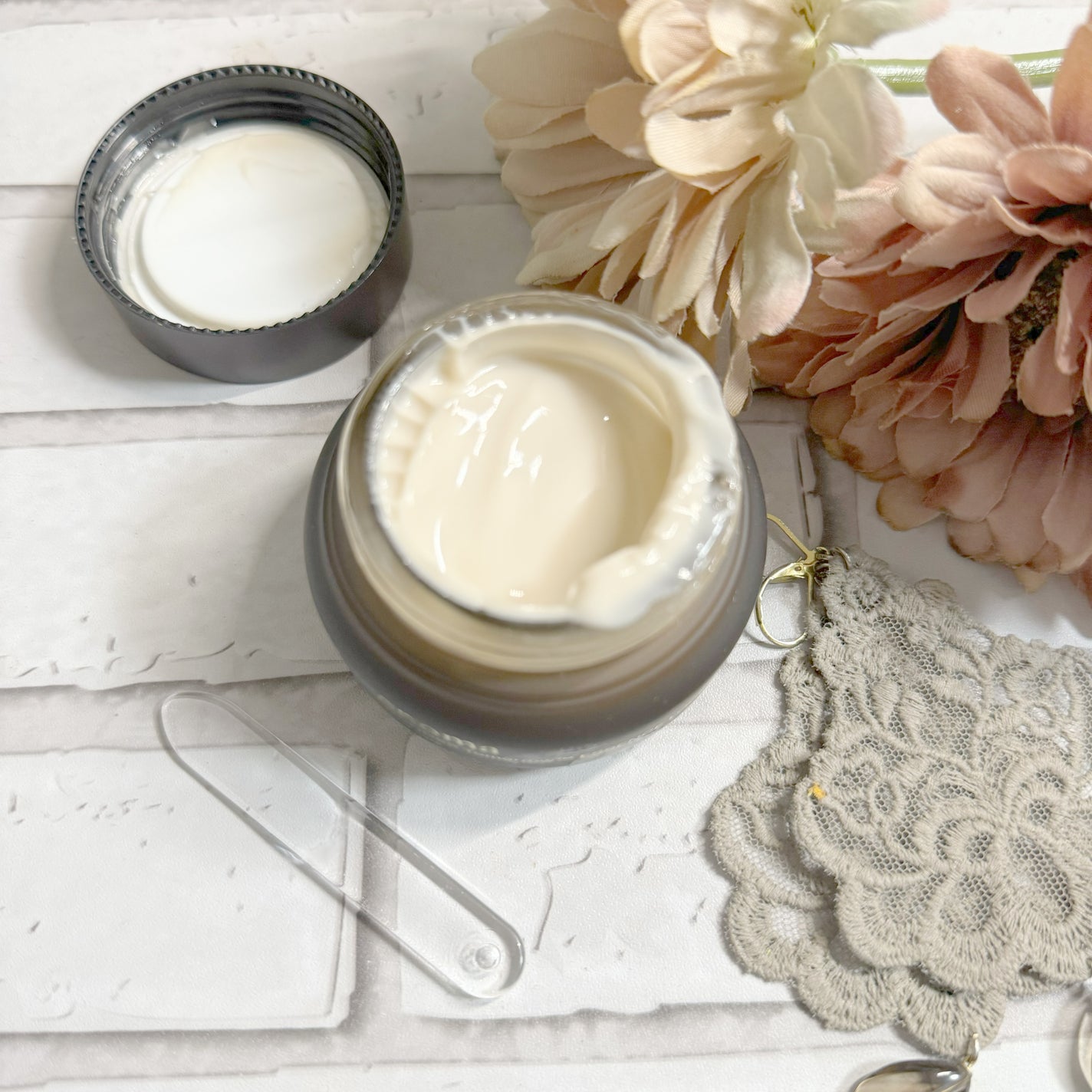 ワンダートゥモローエッセンスロッカー/onoma/フェイスクリームを使ったクチコミ(2枚目)