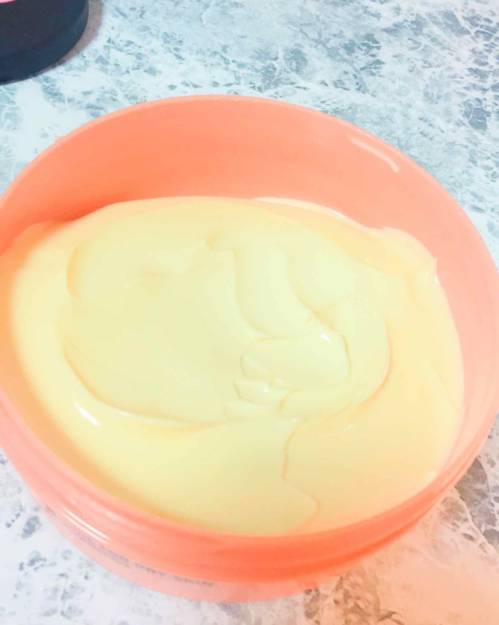 ボディバター　マンゴー/THE BODY SHOP/ボディクリームを使ったクチコミ（2枚目）