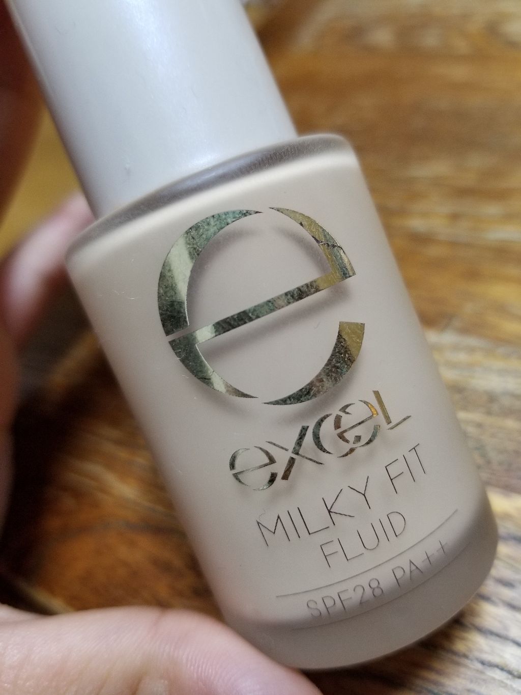 ミルキィフィットフルイド/excel/リキッドファンデーションを使ったクチコミ(1枚目)