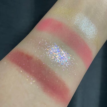 5 STAR ISLAND/ColourPop/パウダーアイシャドウを使ったクチコミ（4枚目）