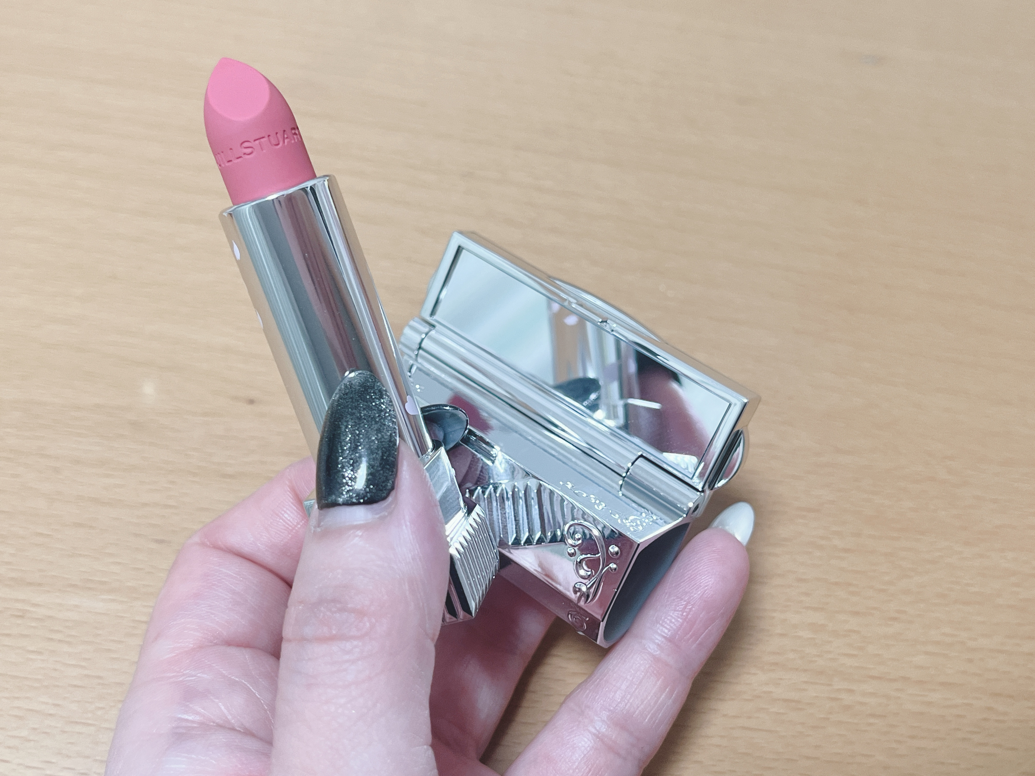 サクラブーケ　ルージュ　リップジュエル ジェミーサテン/JILL STUART/口紅を使ったクチコミ（2枚目）