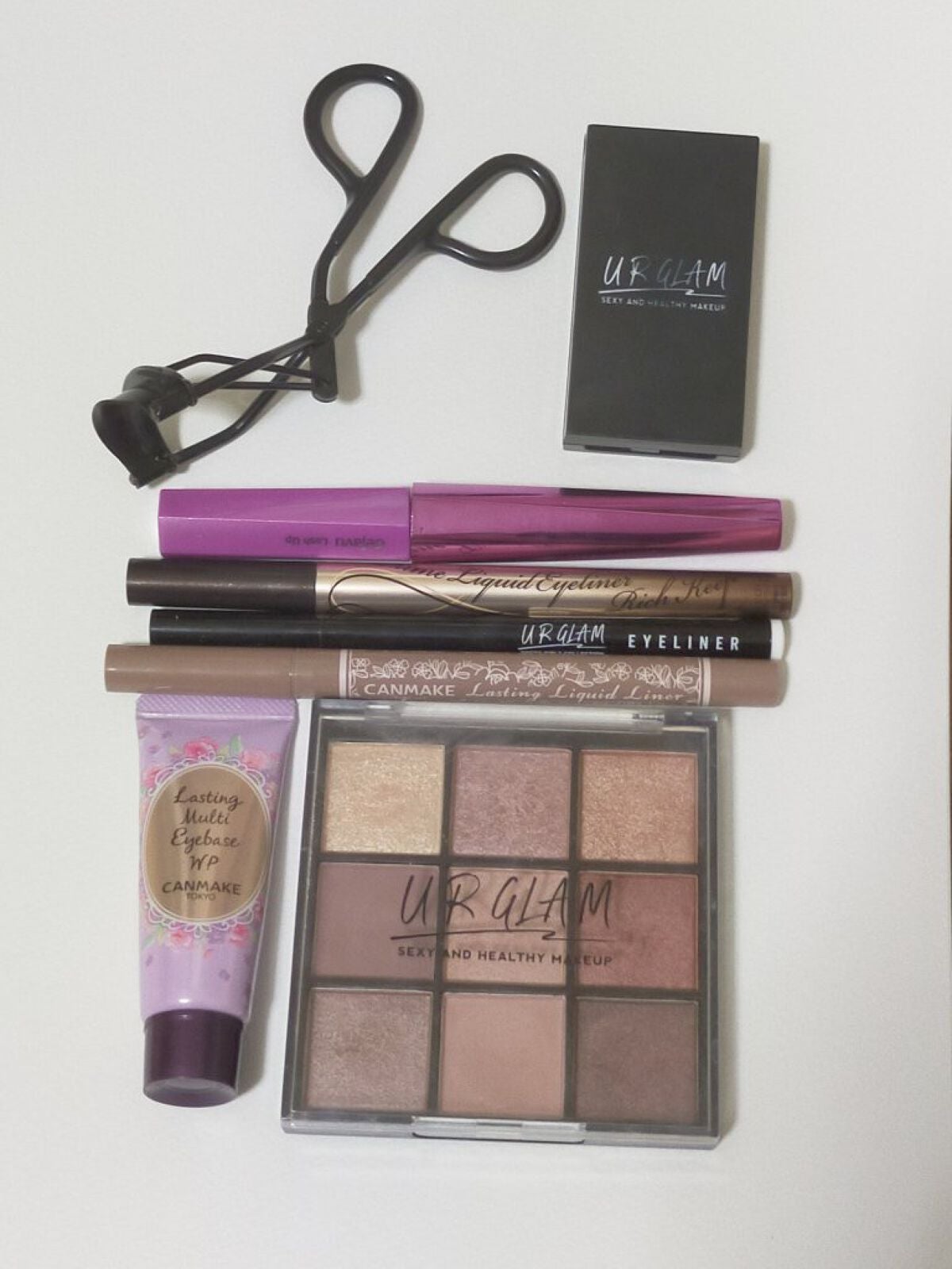 UR GLAM BLOOMING EYE COLOR PALETTE/U R GLAM/アイシャドウパレットを使ったクチコミ(2枚目)