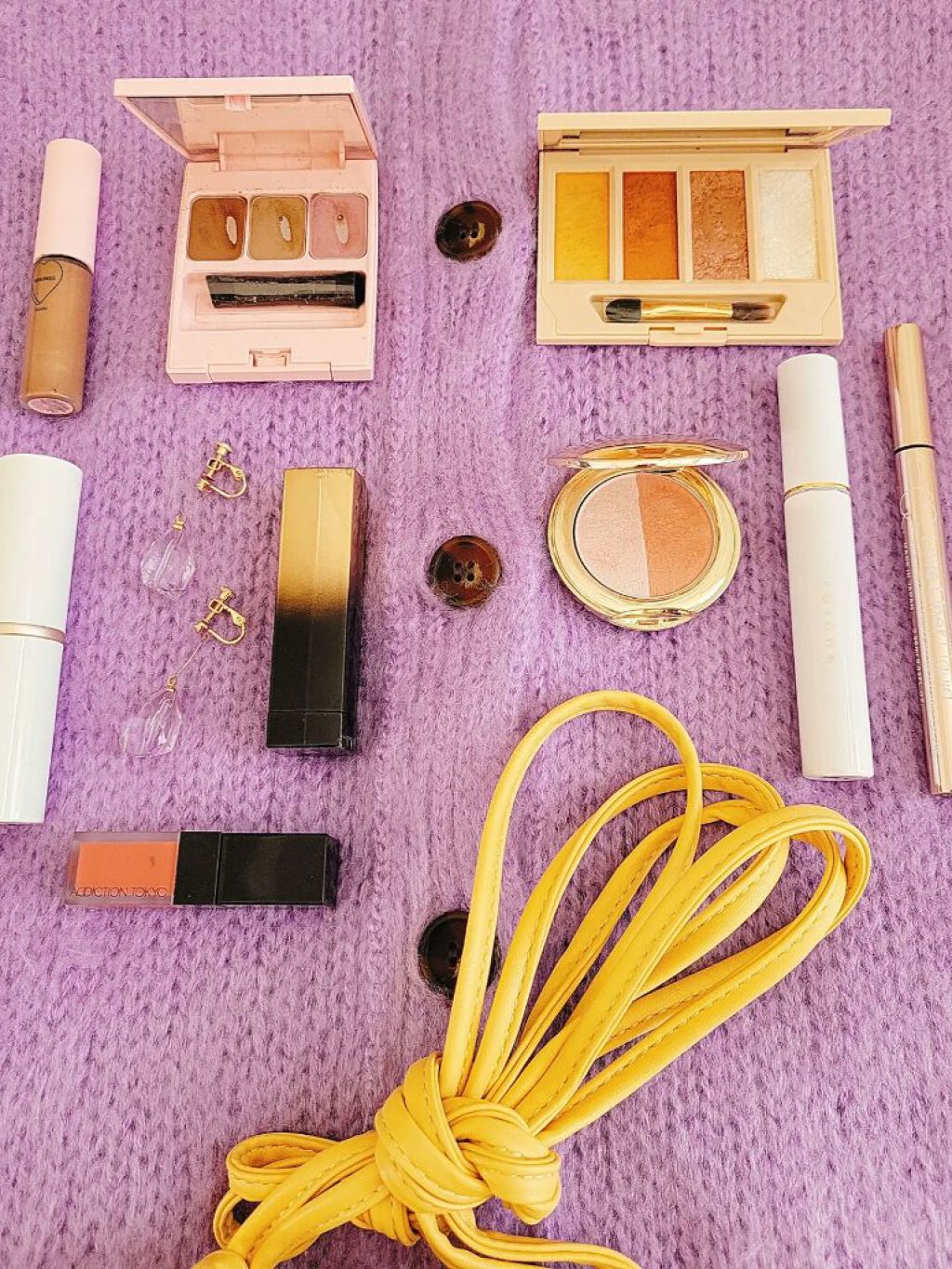 シャインコンパルジョン C GLD84/MAYBELLINE NEW YORK/口紅を使ったクチコミ（2枚目）