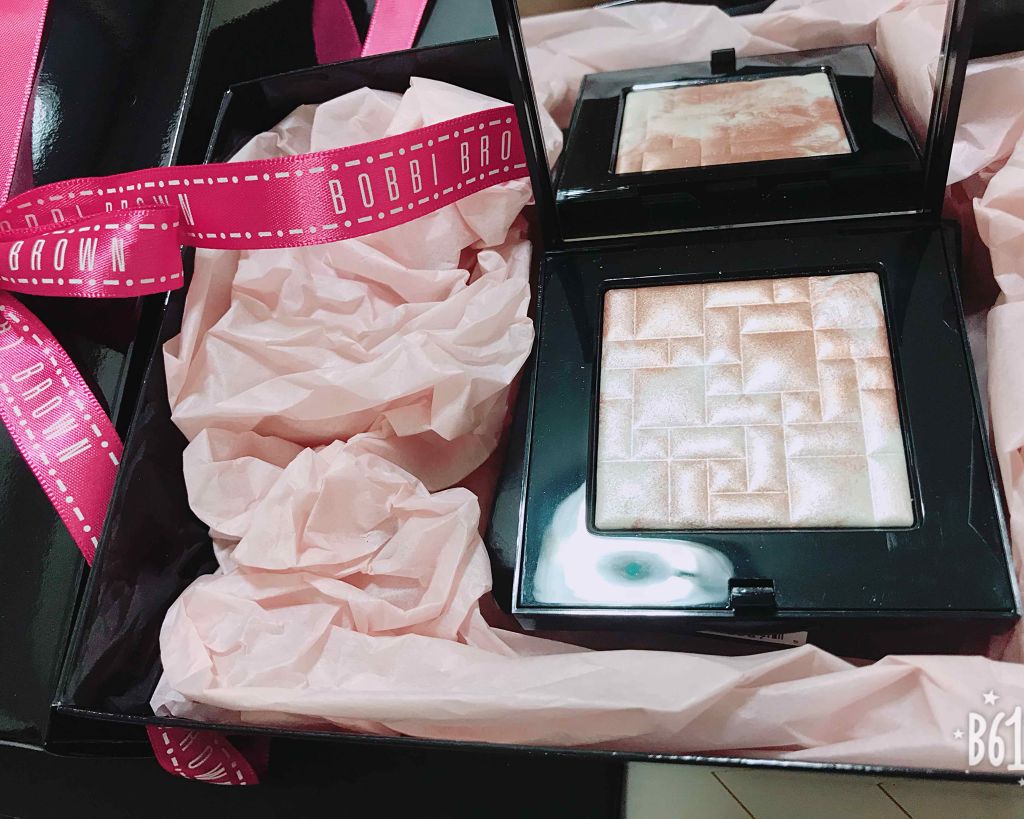 ハイライティング パウダー/BOBBI BROWN/パウダーハイライトを使ったクチコミ(2枚目)
