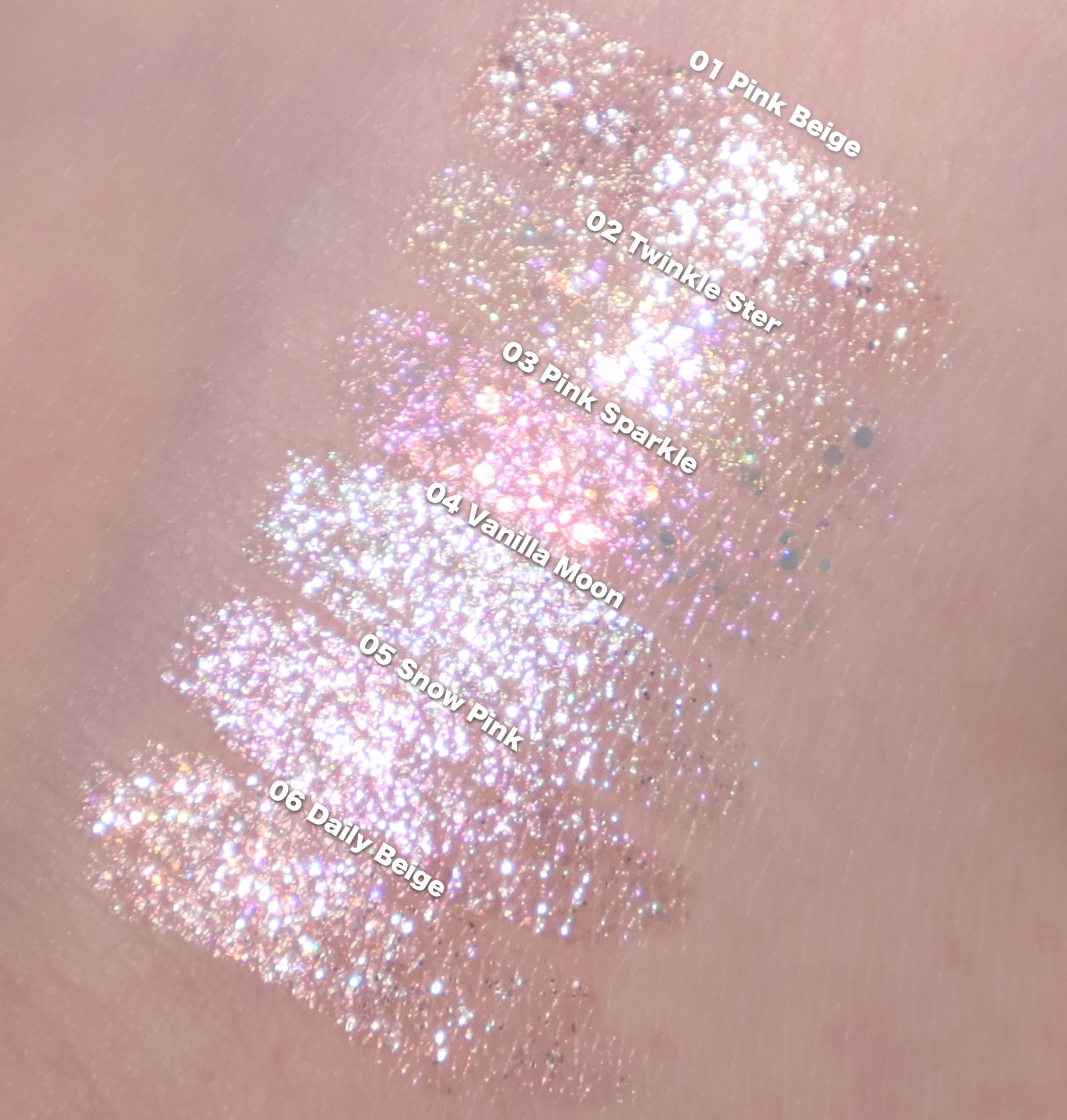 グリッター イルミネーションライナー R/CipiCipi/リキッドアイライナーを使ったクチコミ（1枚目）