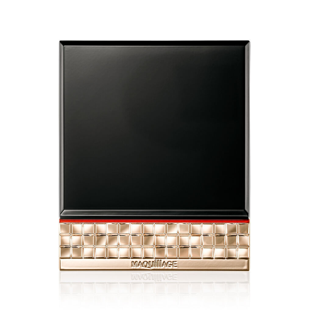 ドラマティックスタイリングアイズ マキアージュ