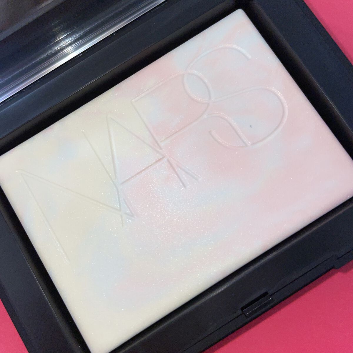 ライトリフレクティング プリズマティックパウダー/NARS/プレストパウダーを使ったクチコミ(1枚目)