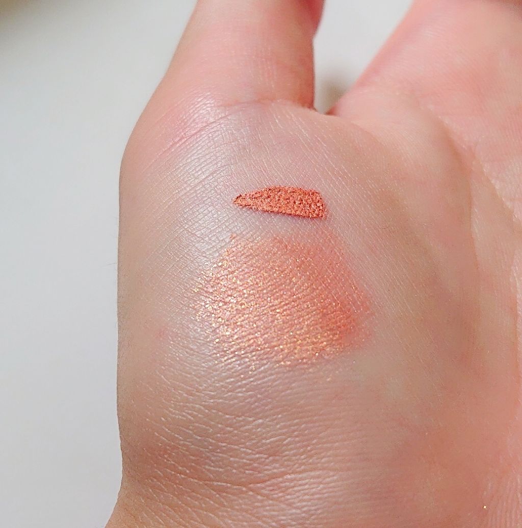 グロウ タッチ アイズ/SUQQU/リキッドアイシャドウを使ったクチコミ(2枚目)