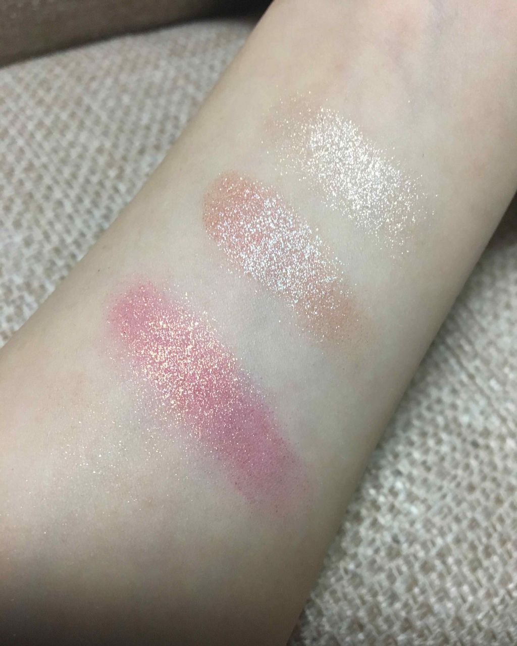 ルックアット マイアイジュエル/ETUDE/単色アイシャドウを使ったクチコミ(2枚目)