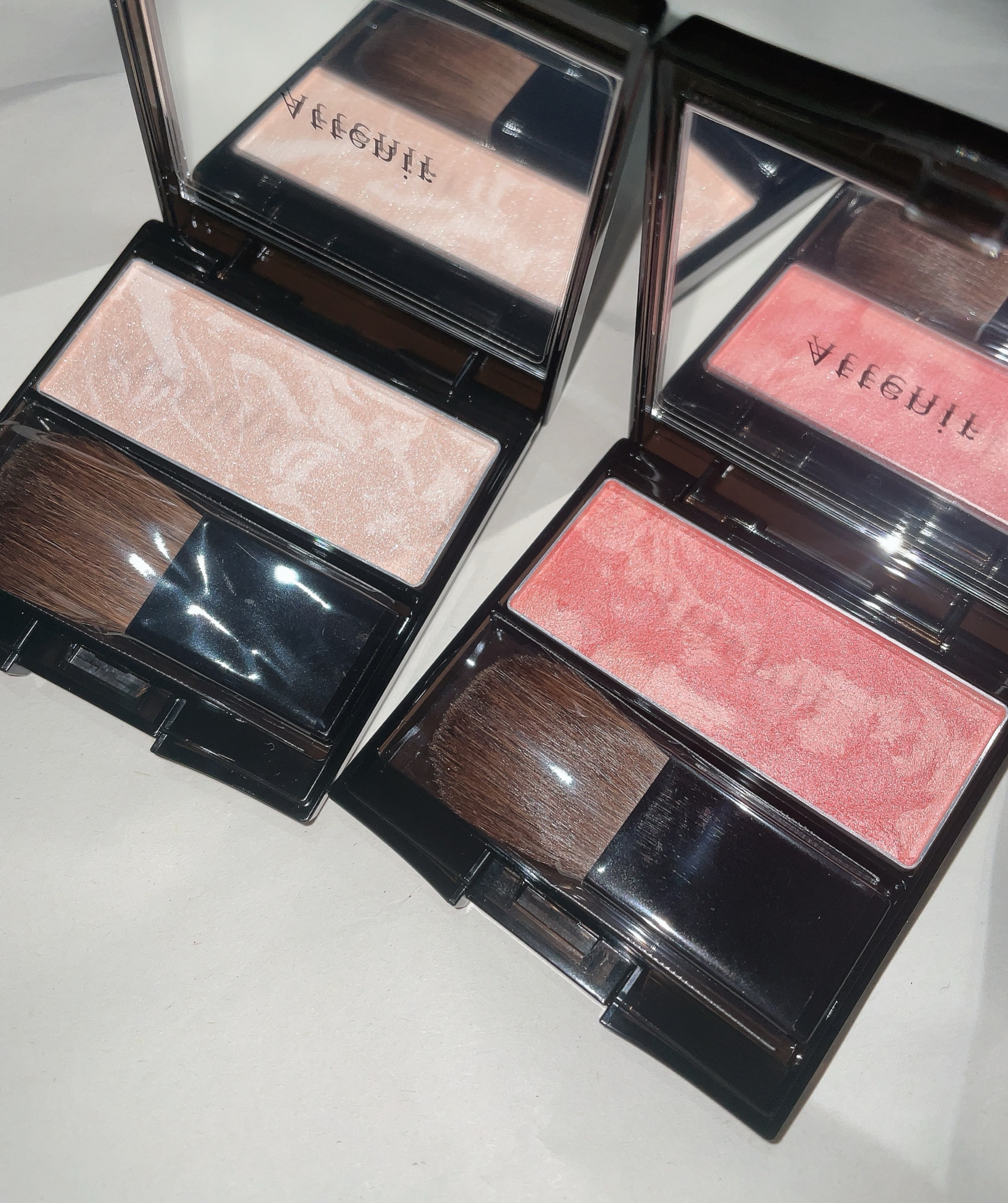 スキンアップニュアンサー/アテニア/パウダーチークを使ったクチコミ（2枚目）