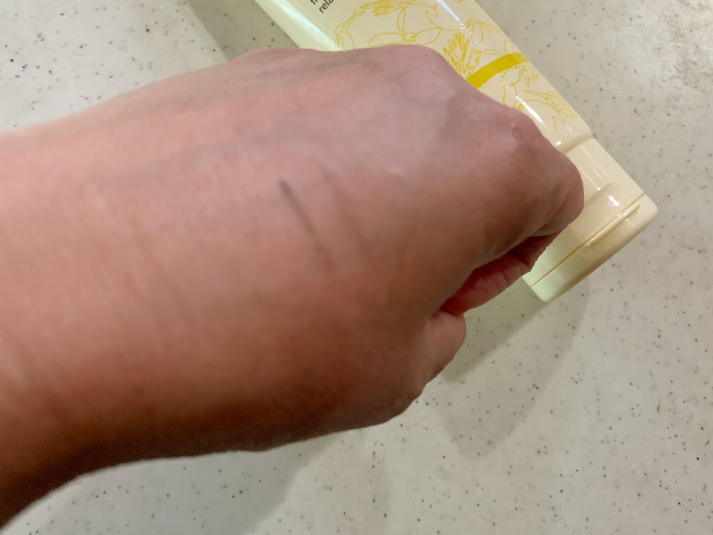 とろけるクレンジングオイルジェル/シュシュモア/クレンジングジェルを使ったクチコミ(4枚目)