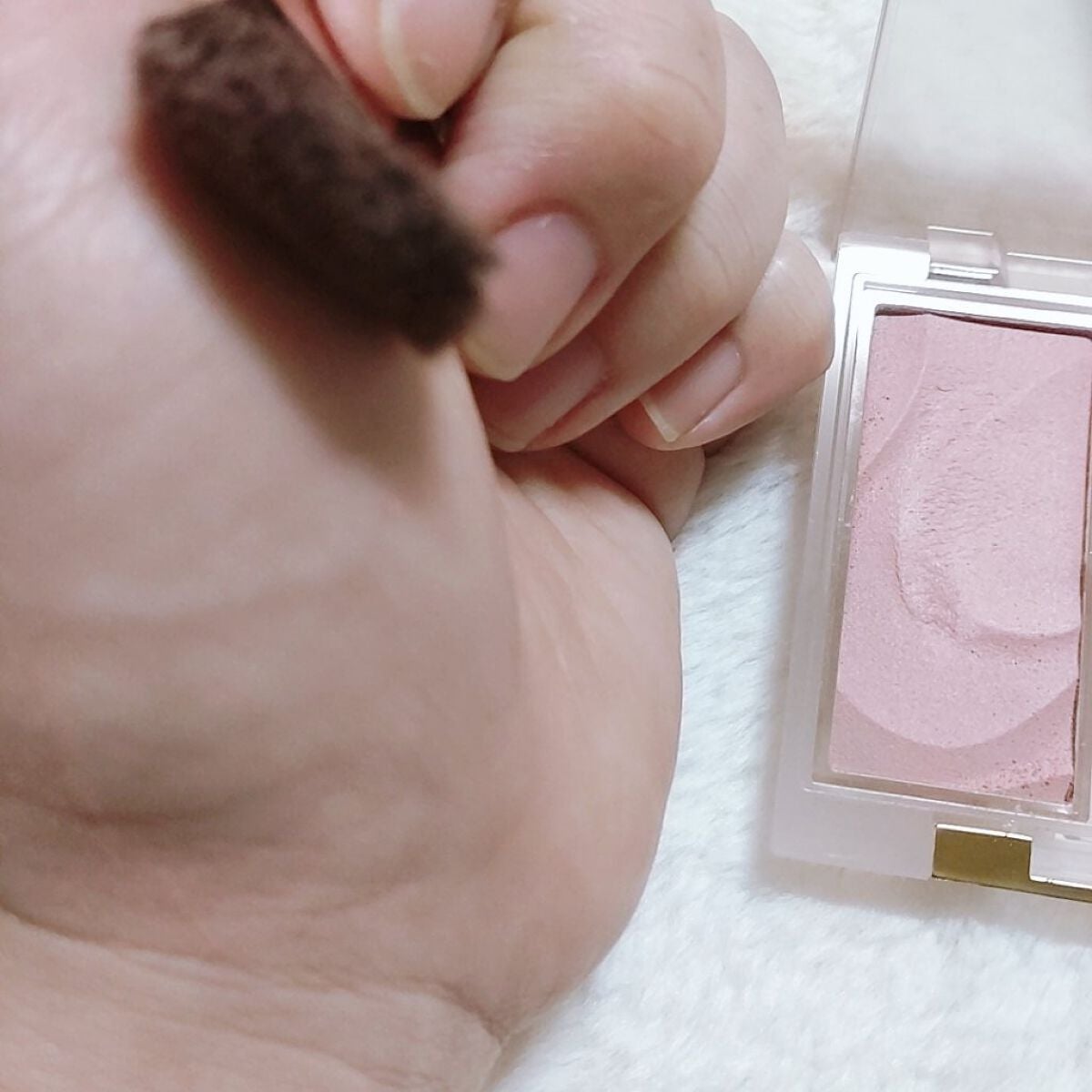 シームレストーン ブラッシュ/excel/パウダーチークを使ったクチコミ(4枚目)