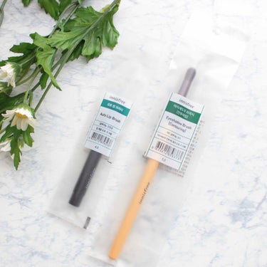 innisfree CONTOURING BRUSH (アイシャドウ ブラシ)のクチコミ「#innisfree 
AutoLipBrush                       .....」（2枚目）