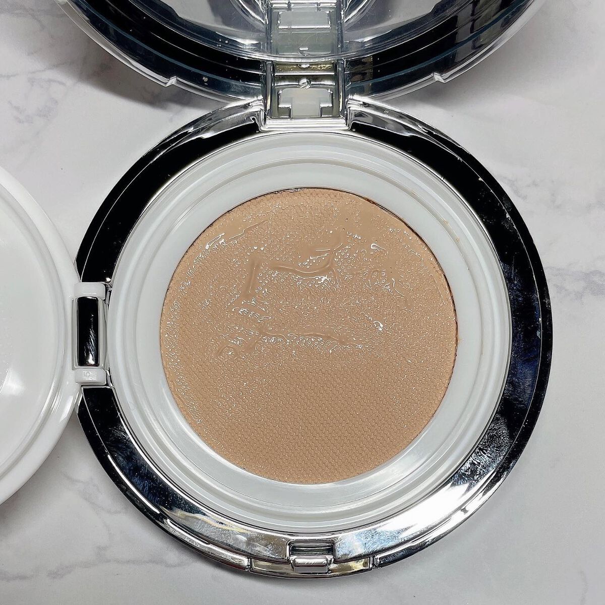 グリーミングテンションパクト/2aN/クリーム・エマルジョンファンデーションを使ったクチコミ（3枚目）