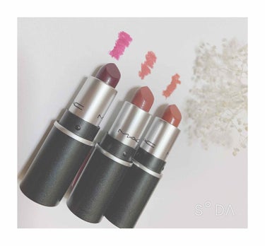 💄MINI MAC LIPSTICK💄

1.8g

手前からレベル、ツウィッグ、モカ

MACの店舗にて一本1404円

この日パーソナルカラー診断し、まさかのブルベ冬。
ほぼイエベアイテムしか持って