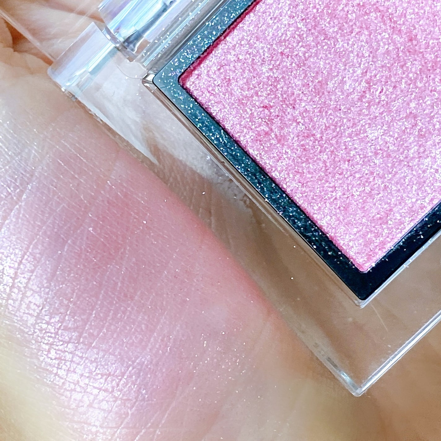 アディクション ザ アイシャドウ スパークル/ADDICTION/単色アイシャドウを使ったクチコミ(3枚目)