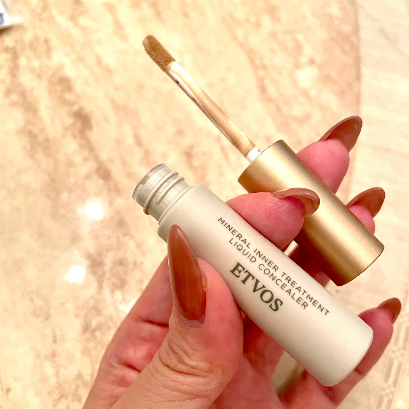 ミネラルインナートリートメントリキッドコンシーラー/エトヴォス/リキッドコンシーラーを使ったクチコミ(2枚目)
