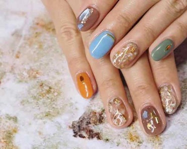 友達にネイルしてあげた時のデザイン💅

#セルフネイル #ネイルデザイン 