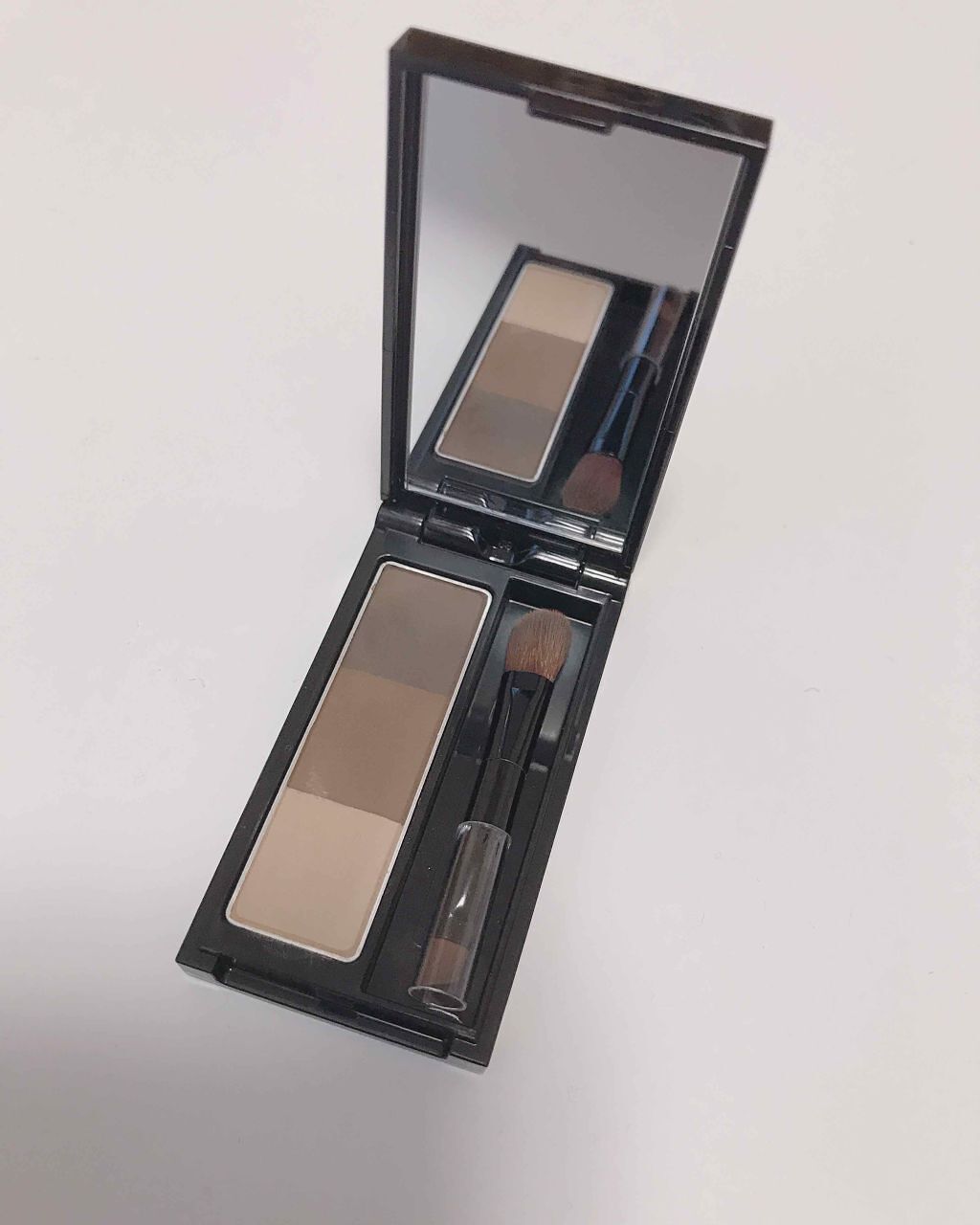 ケイト デザイニングアイブロウ3D/KATE/パウダーアイブロウを使ったクチコミ（2枚目）