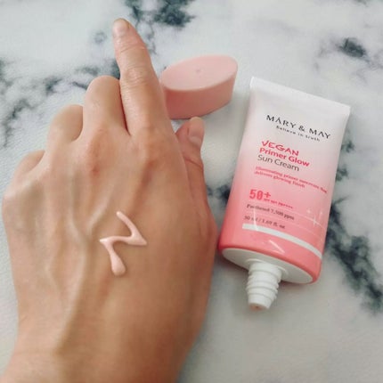 MARY&MAY ヴィーガンプライマーグロウ サンクリームのクチコミ「<マリーアンドメイ ヴィーガンプライマーグロウ日焼け止め>
<マリーアンドメイ ヴィーガンナイ.....」(3枚目)