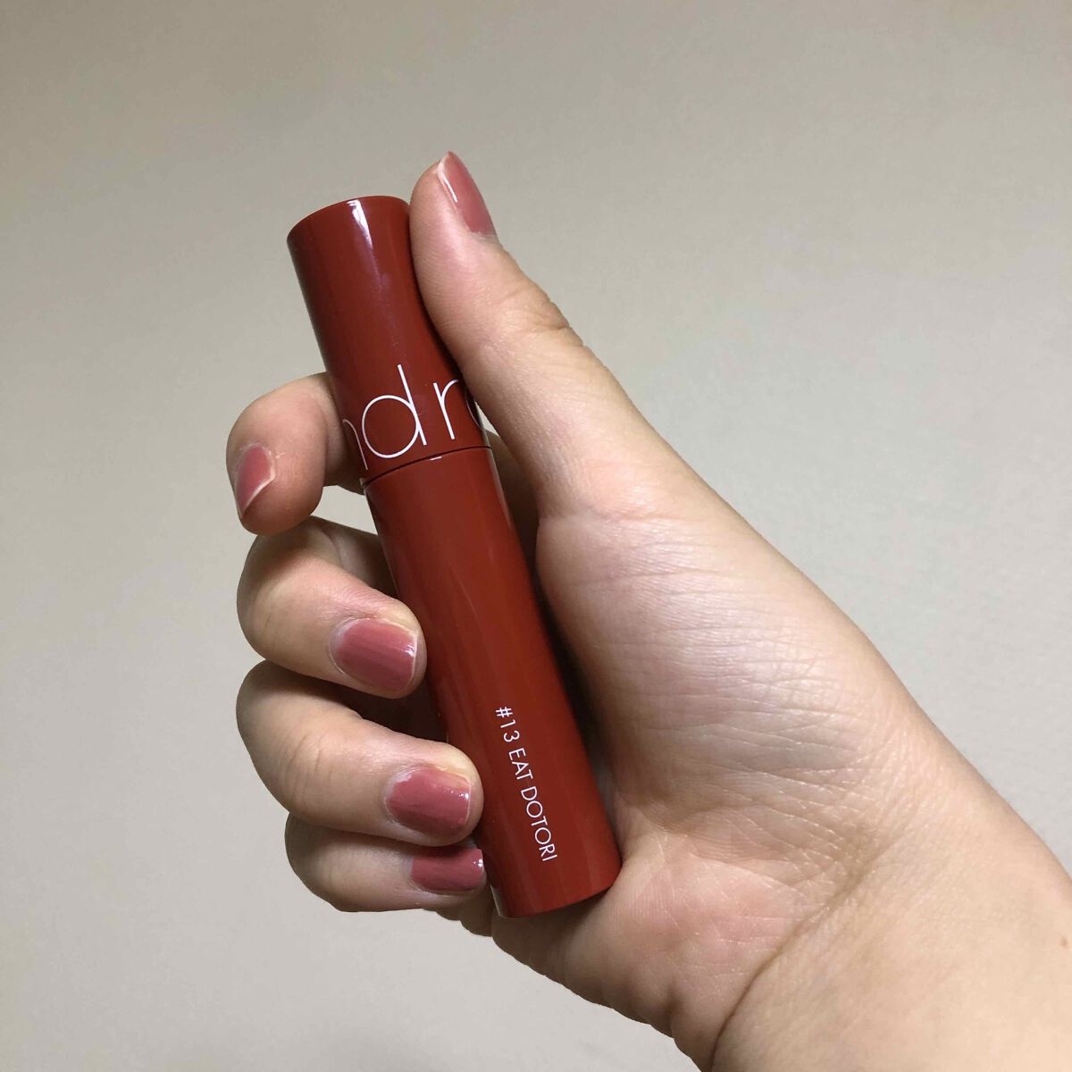 ジューシーラスティングティント/rom&nd/リップティントを使ったクチコミ（2枚目）