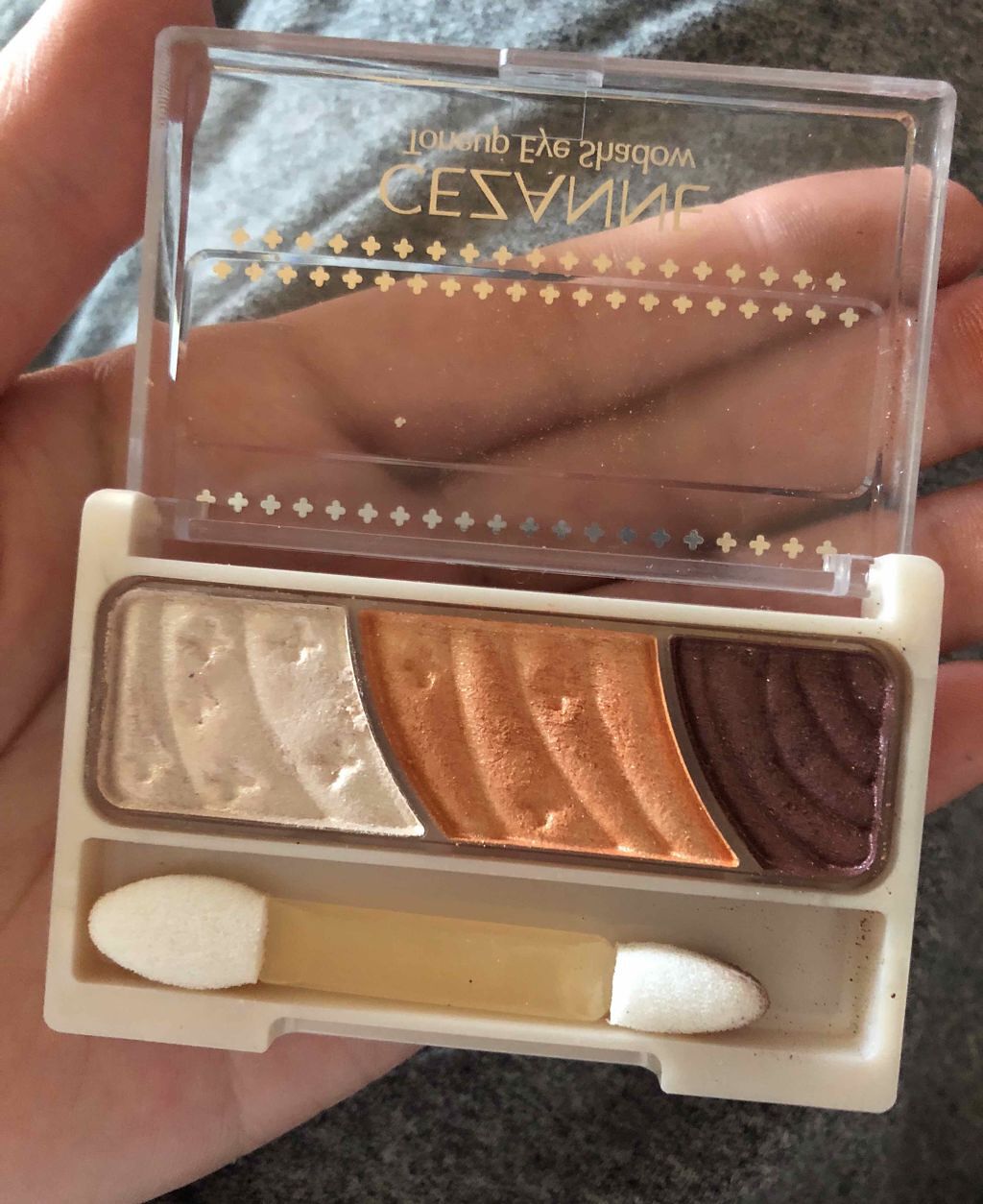 トーンアップアイシャドウ/CEZANNE/アイシャドウパレットを使ったクチコミ(2枚目)