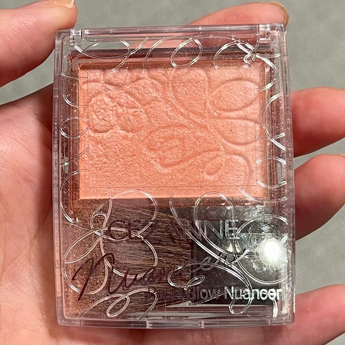 パールグロウニュアンサー/CEZANNE/パウダーハイライトを使ったクチコミ(1枚目)